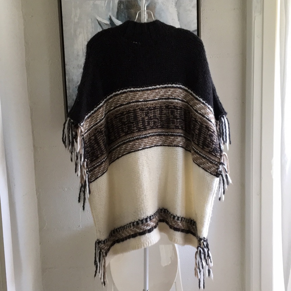 Free People - Picture 4 of 7